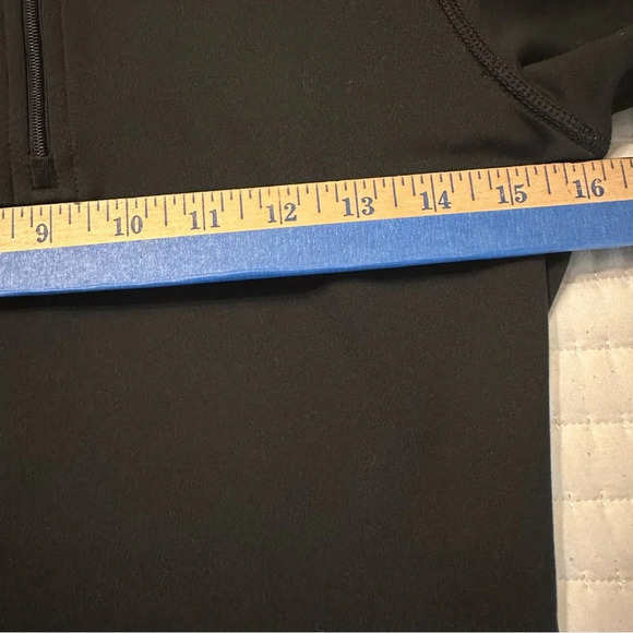 Nike women’s Dry fit black quarter zip high neck long sleeve size S Stretch Top - Picture 8 of 10